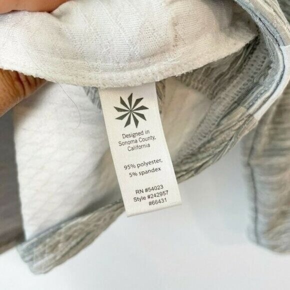 Athleta Womens Snowscape Running Quilted Jacket Gray Sz S Two Tone Hooded 242957 - Picture 4 of 8